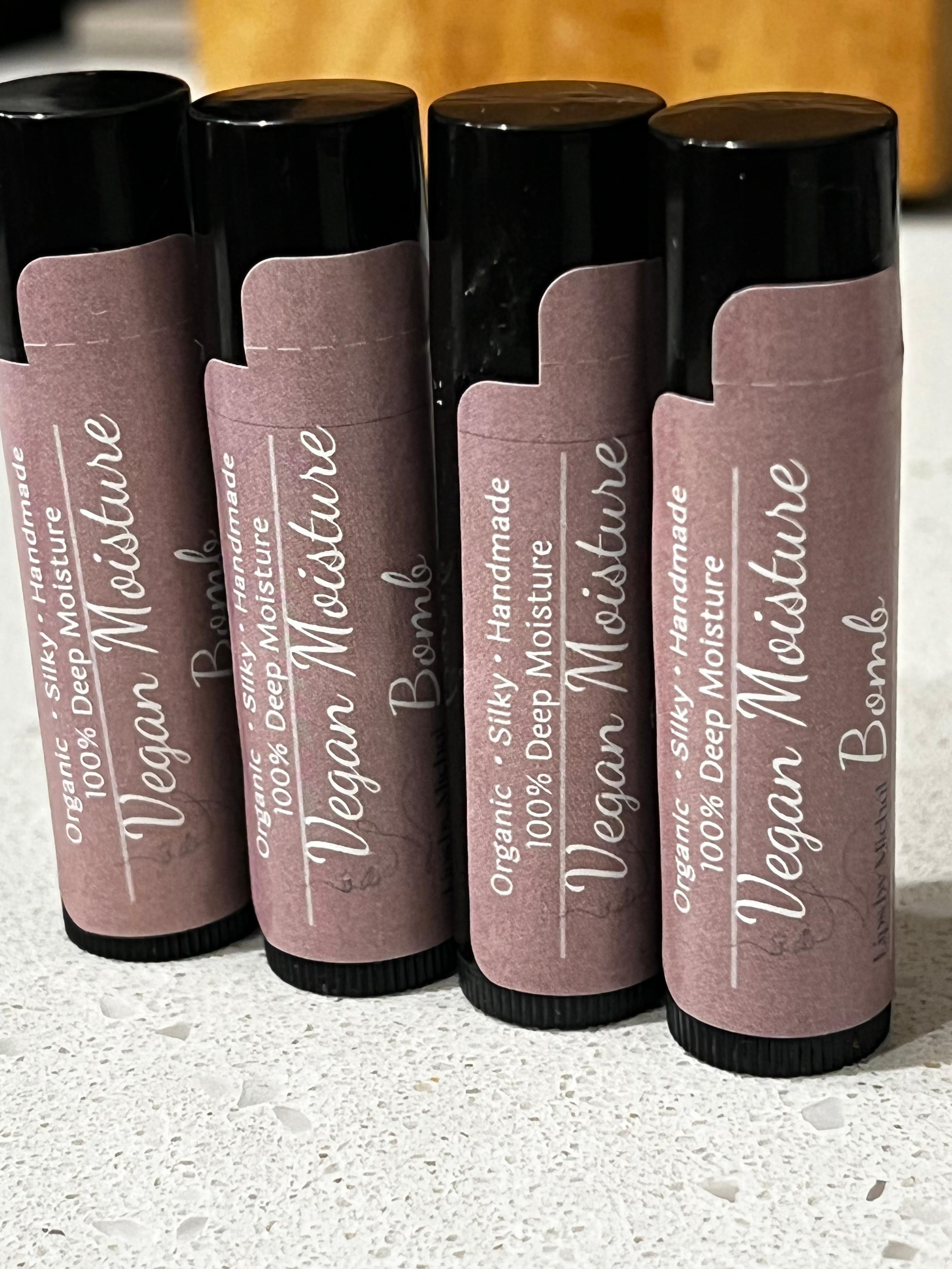 VEGAN CHAPSTICK MOISTURE BOMB (3 pack)