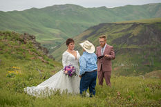 Carly Moon Images - Boise, Idaho Family and Portrait Photographer