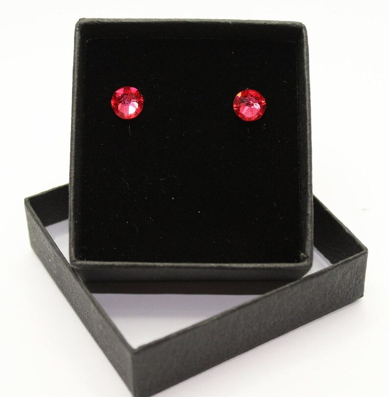 Thumbnail: Indian Pink - Crystal stud earrings