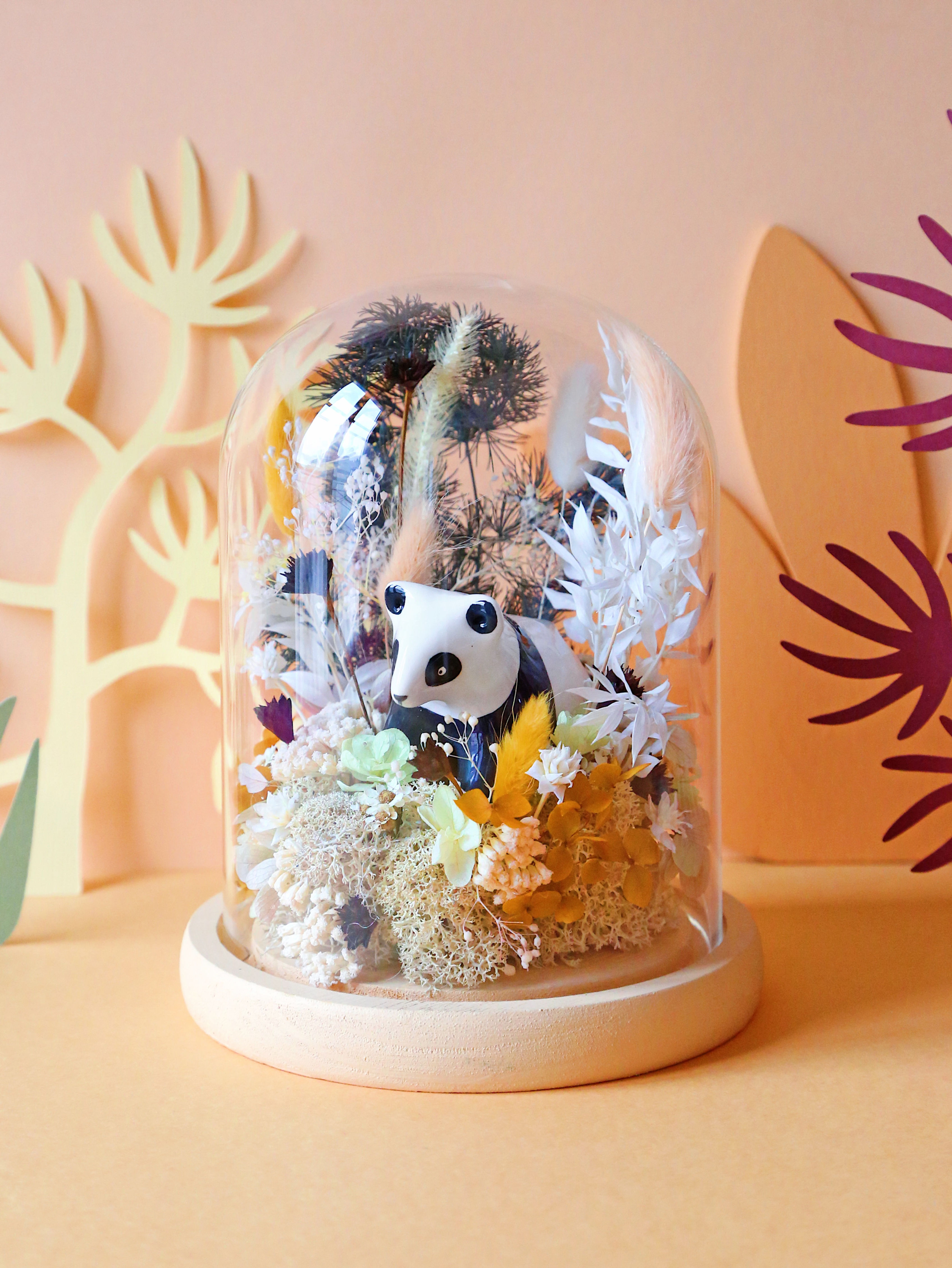 Cloche "Le panda et le désert hivernal"