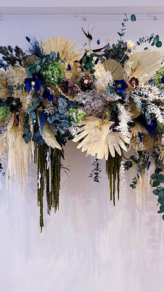 Arche en fleurs séchées sur-mesure