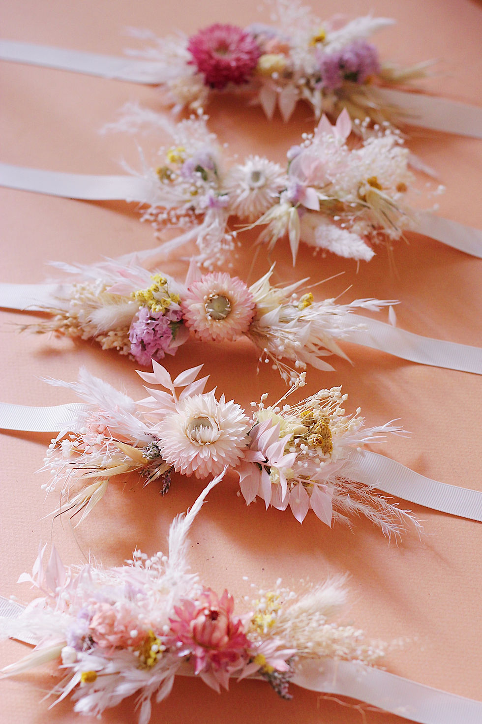 Miniature : Bracelet coloré fleurs séchées sur-mesure Célestine Morel Paris 20 mariage