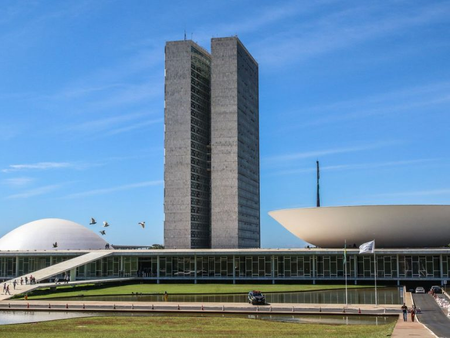 Taxa de renovação da Câmara dos Deputados fica em 35,67%