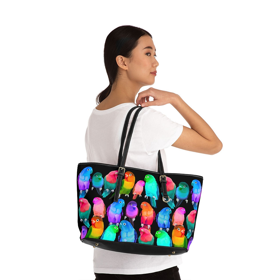 Thumbnail:  A handbag with an original design inspired by the painting of the love parrot family