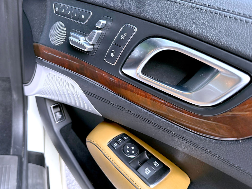 Thumbnail: 2012 MERCEDES BENZ SL63 AMG