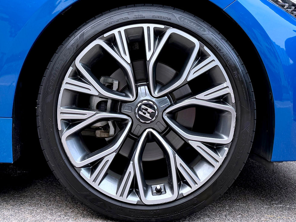 縮圖：(SOLD) 2019 KIA STINGER GT LINE