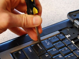 Sửa laptop lấy liền uy tín, giá tốt nhất TP. HCM