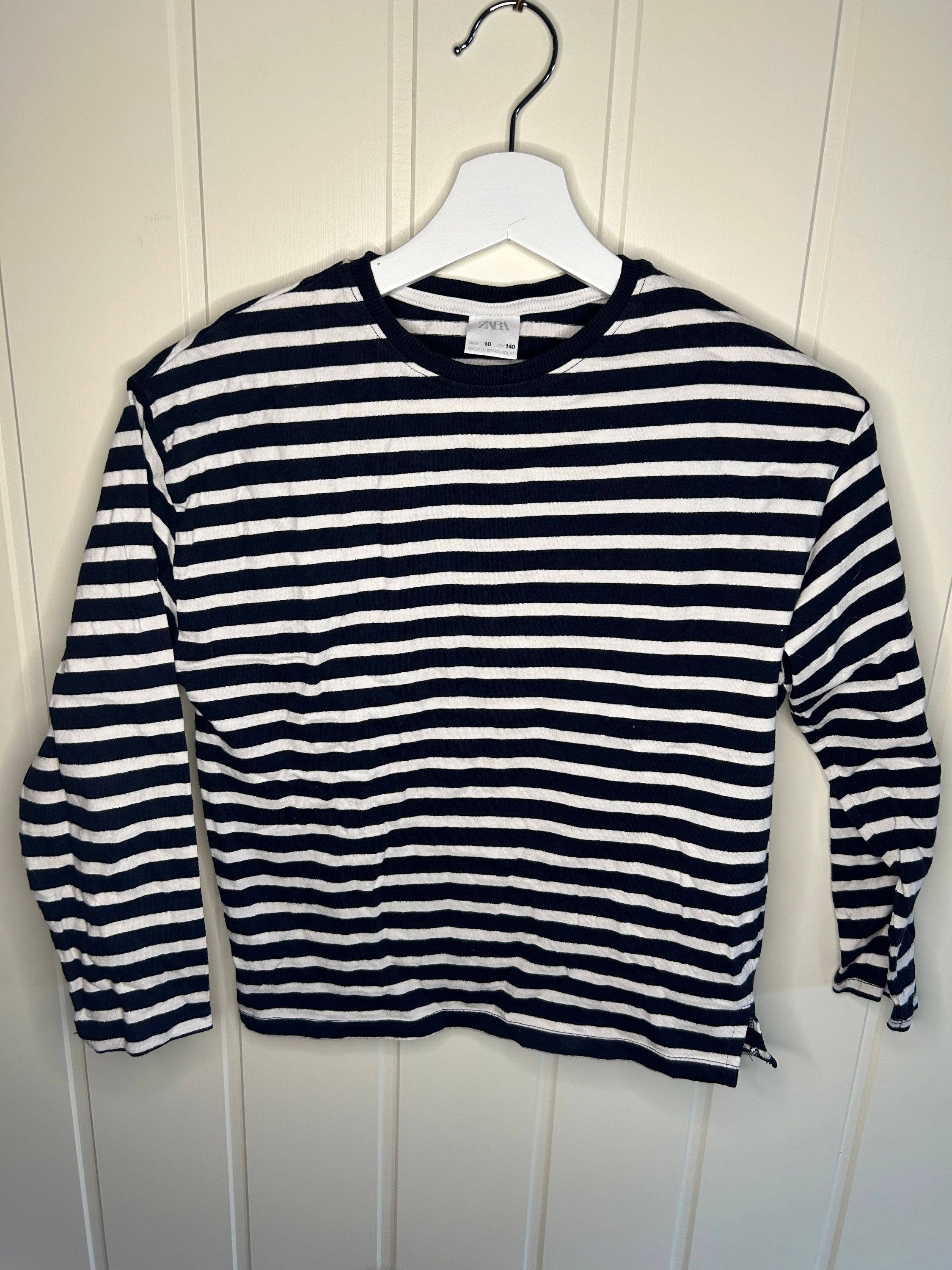 Tynn college genser fra Zara Str. 140