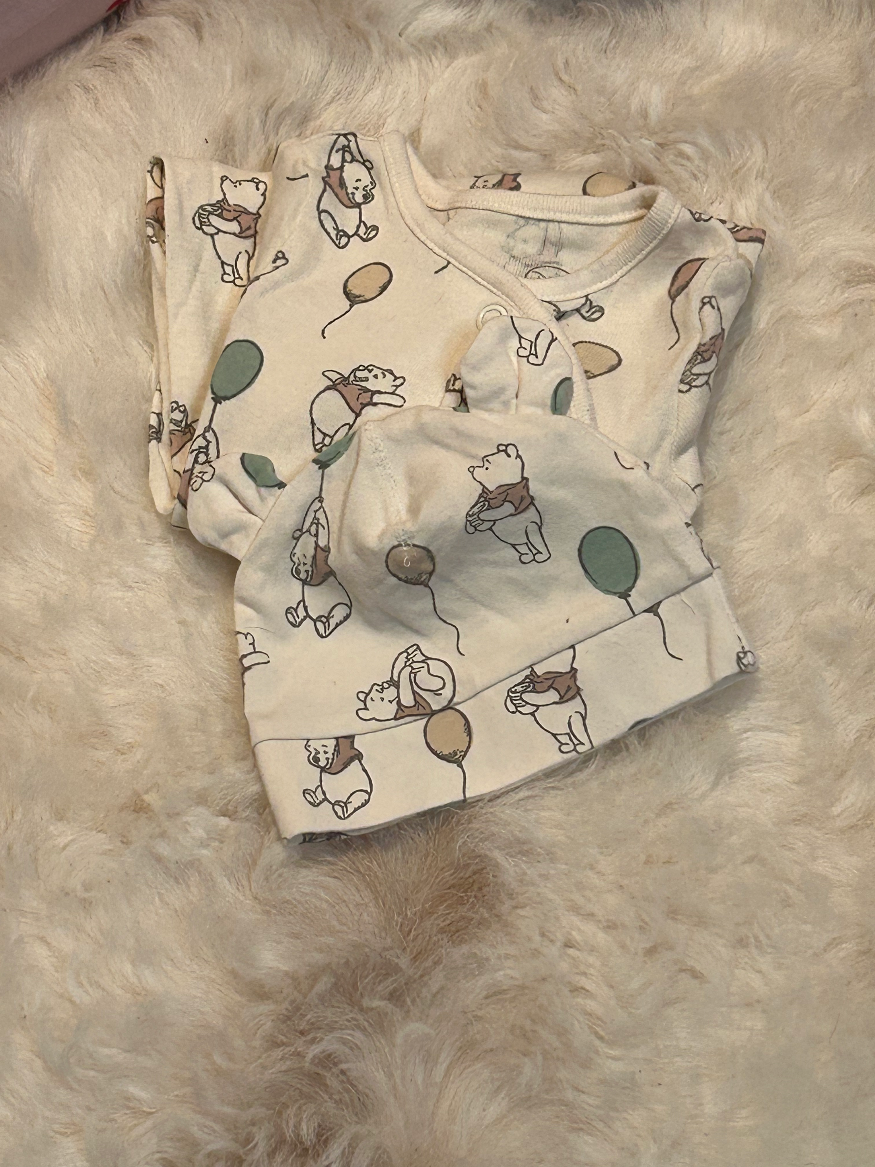 Heldress med lue fra H&M Str. 50