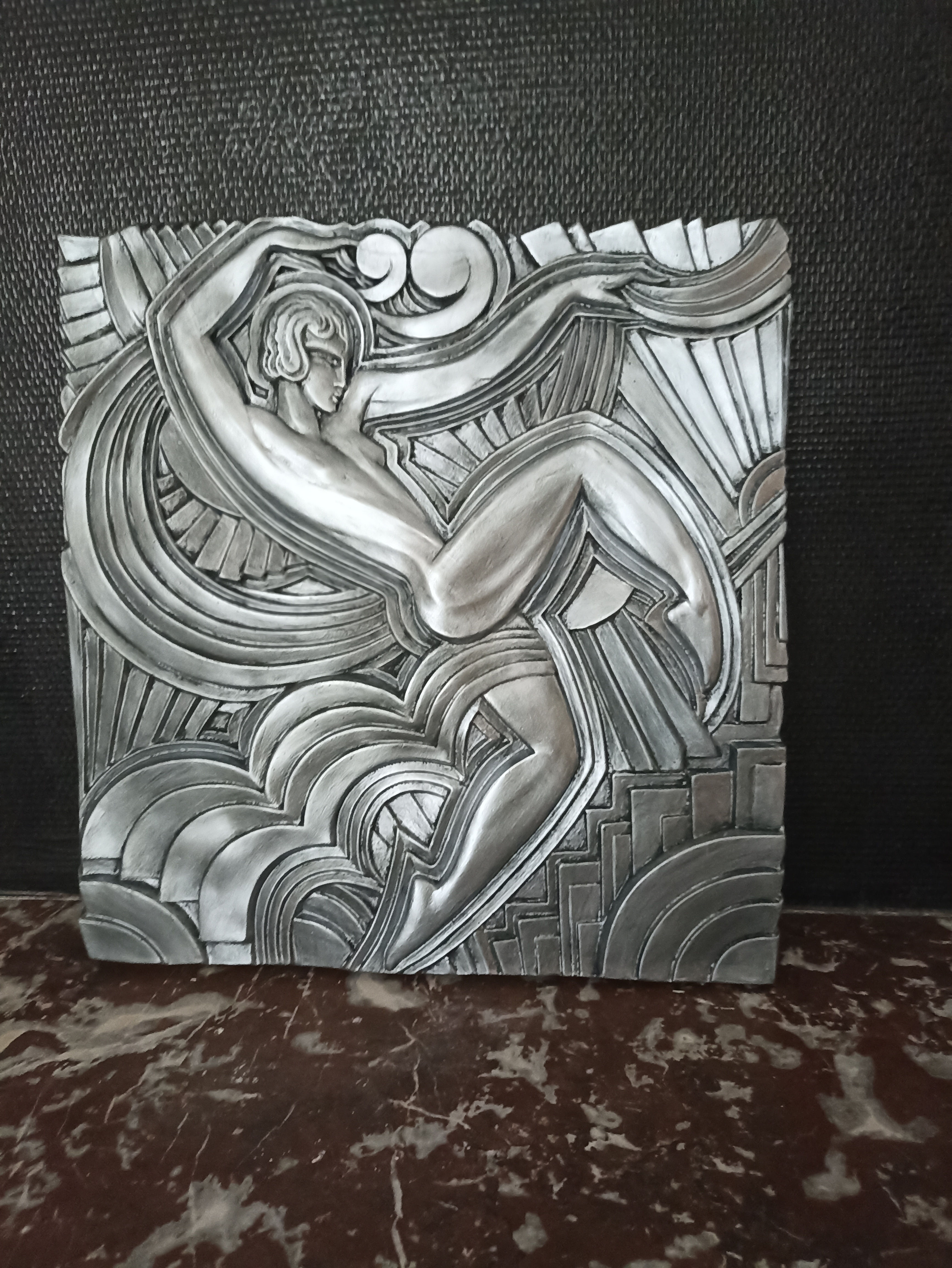 Grand Bas-relief Art déco "Folies bergère" argent d'après Maurice Picaud