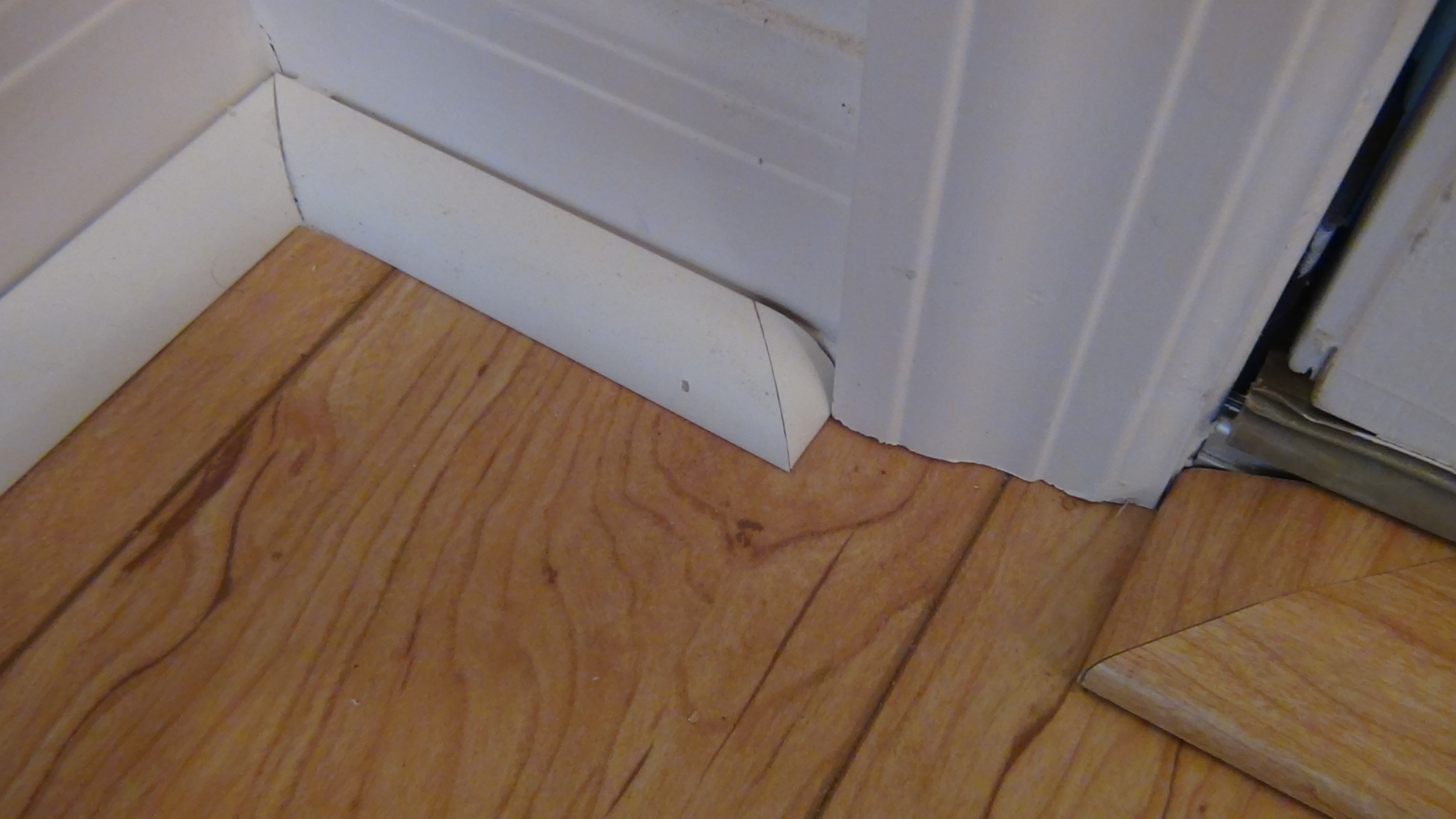 Flooring store + floor installer from Daytona Beach to Jacksonville