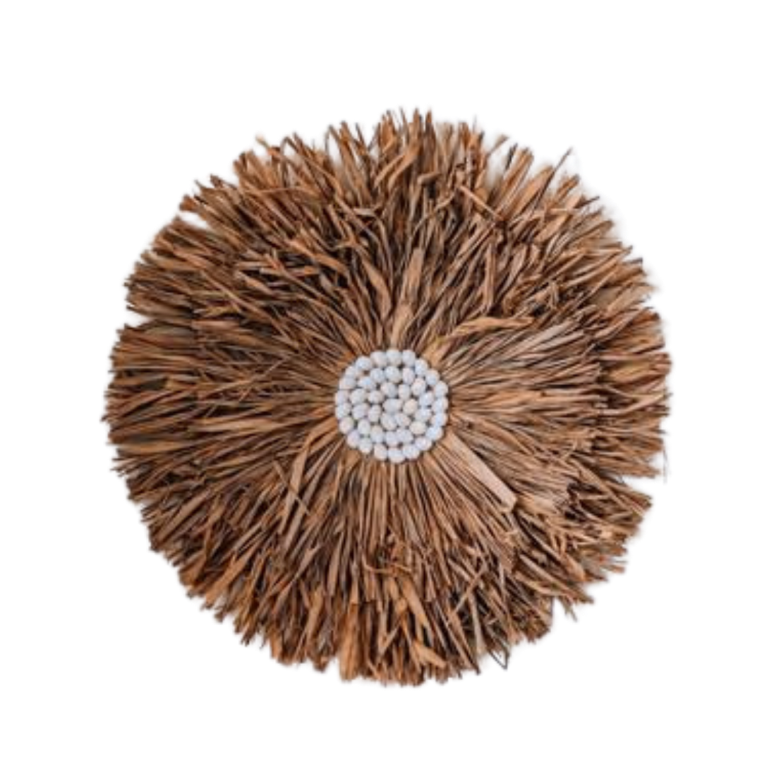 Grass Wall Decor With Sea Shells