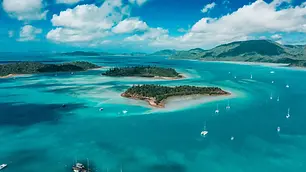 Whitsunday Islands yacht charter