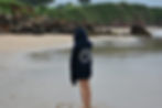 Foto sudadera personalizada surfer en la playa
