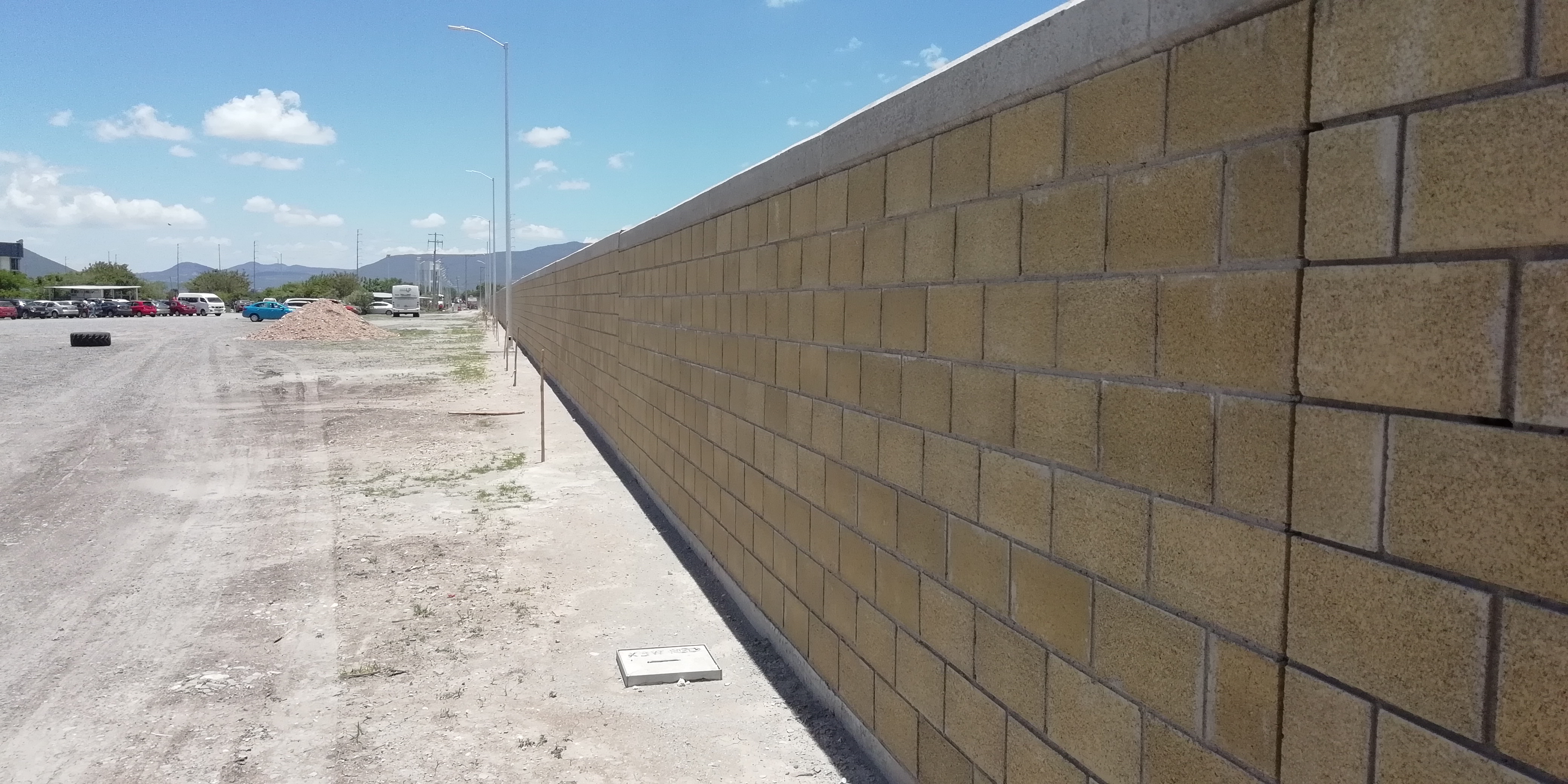 Barda Perimetral UPSRJ Constructiva Arquitectonica Construcción Queréaro