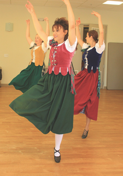 The Red Thistle Dancers