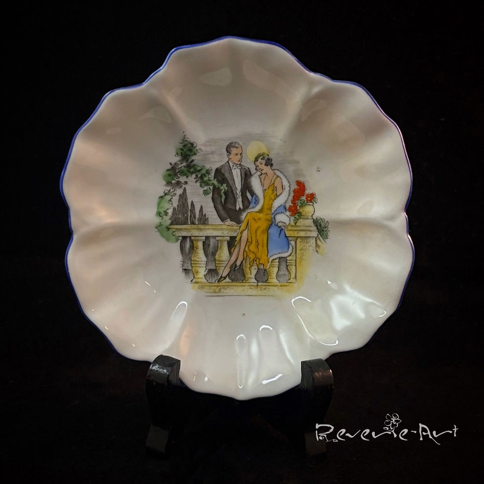 Charming vintage Shelley England trinket dish