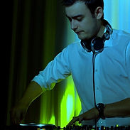 DJ.jpg