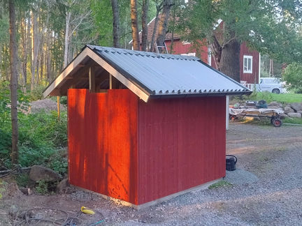 Vattenhuset har fått tak 21 juli 2024