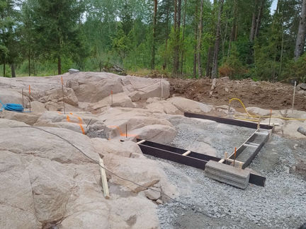 Formarbete för grundmur påbörjad 6 juli 2024