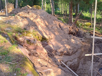Berget frilagt och huset utsatt 1 juni 2024