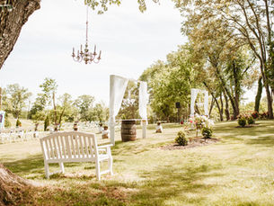 Save $400.00 on your Frederick MD wedding at Prosperity Mansion and Farm