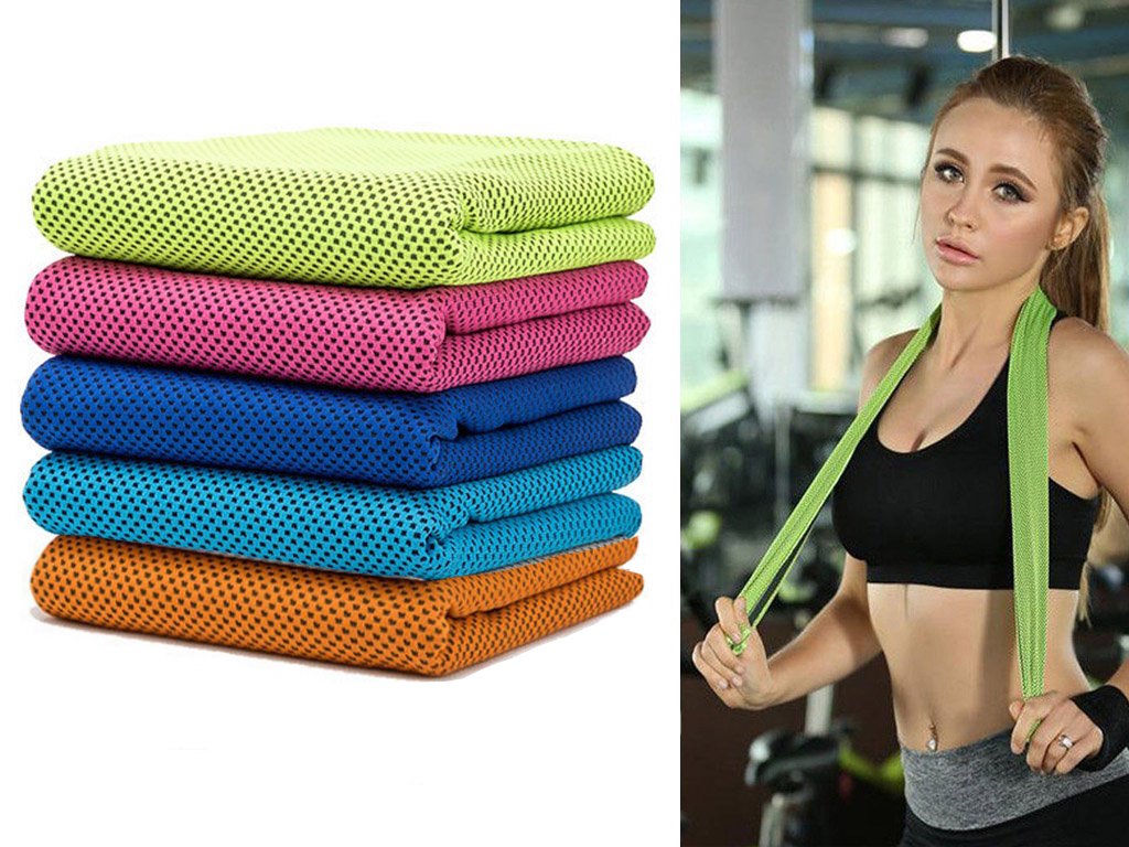 Super absorbent cooling towel for instant relief