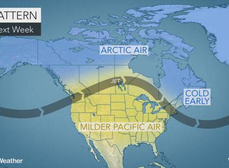 Early outlook: How will weather leading up to Christmas affect travel, white Christmas chances?