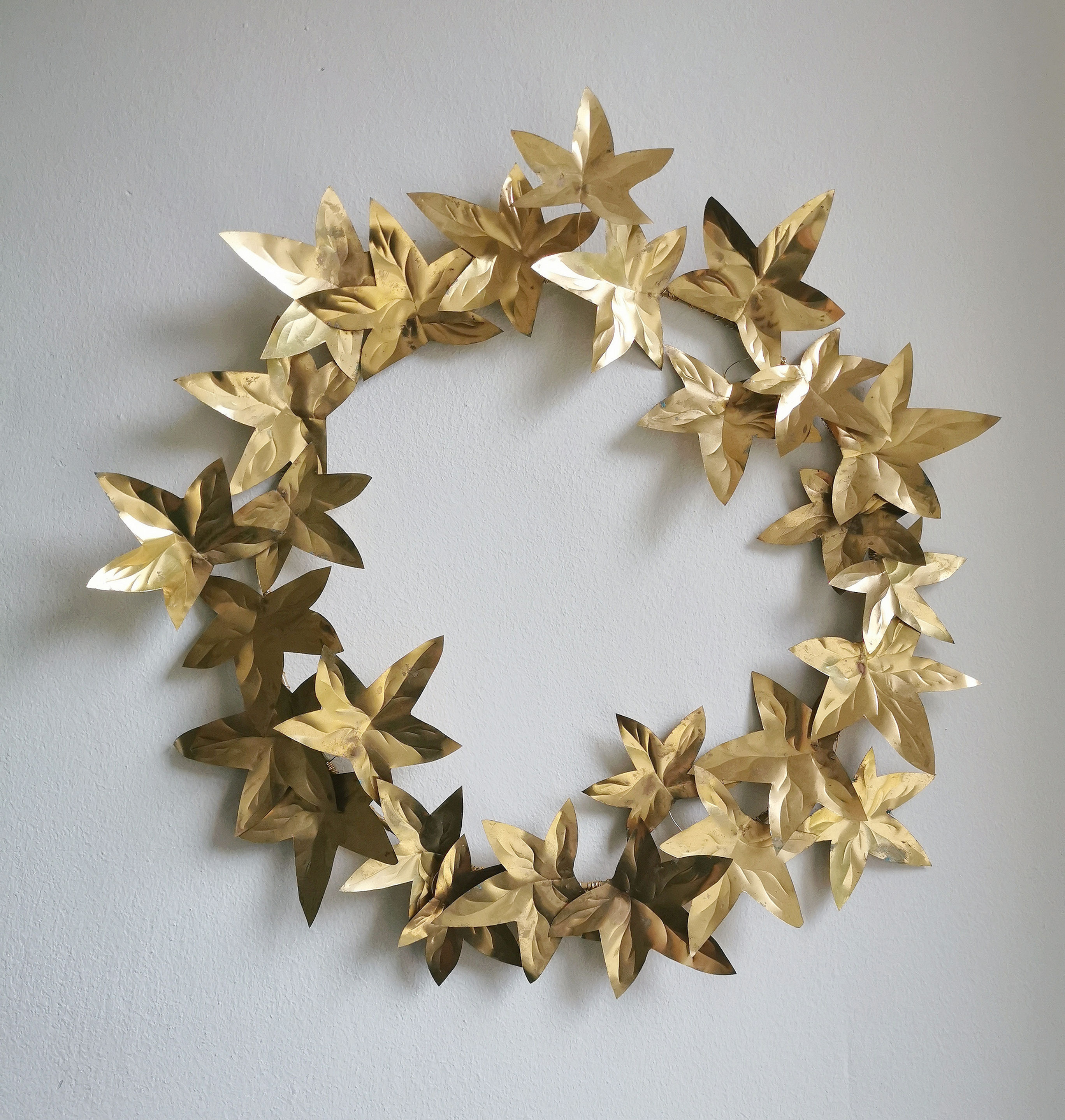English Ivy Brass Wreath