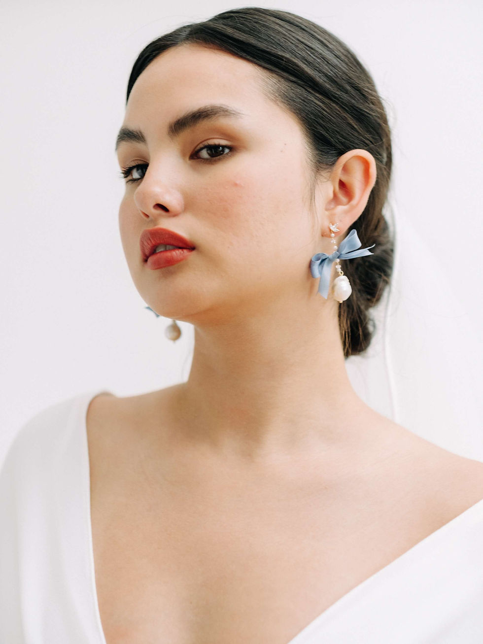 Thumbnail: BEATRIX | Baroque Pearl Bow Earrings 