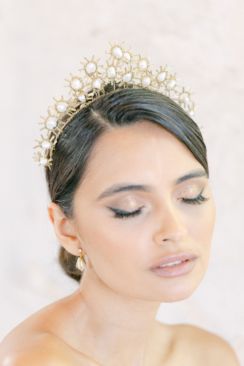Thumbnail: VERMEER | Pearl Bridal Earrings