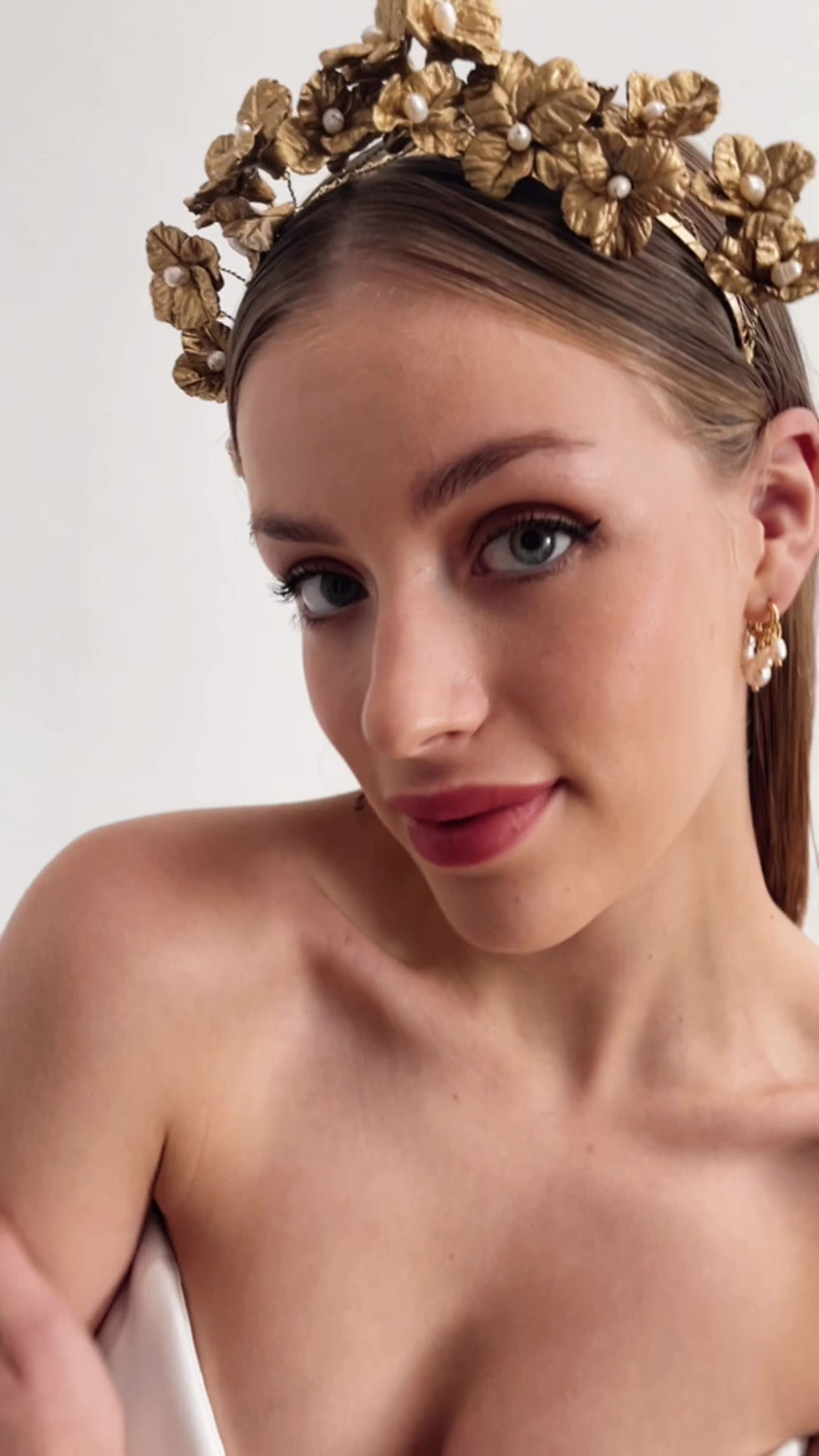 Thumbnail: CORA | Gilded Porcelain Crown