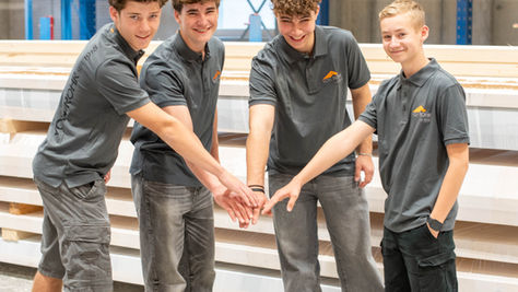 Wir begrüssen unsere neuen Lernenden!