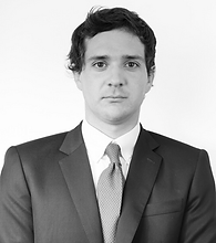 Tomás Larraín Abogado