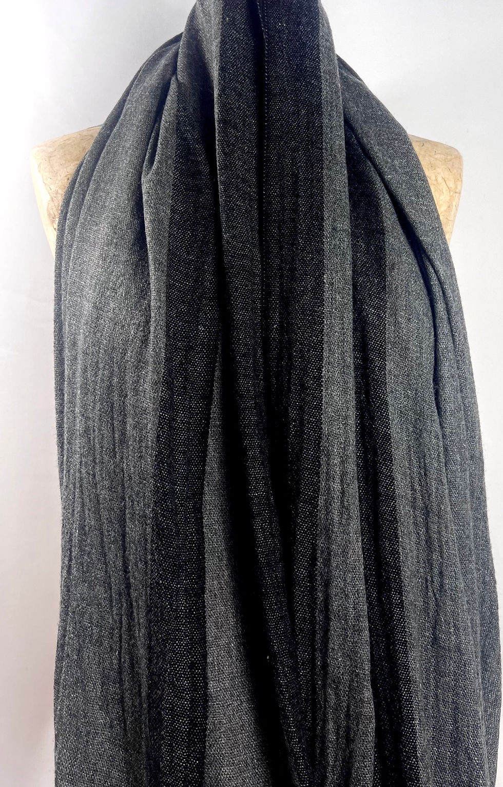 Thumbnail: GRIS ANTHRACITE BORDURÉ NOIR