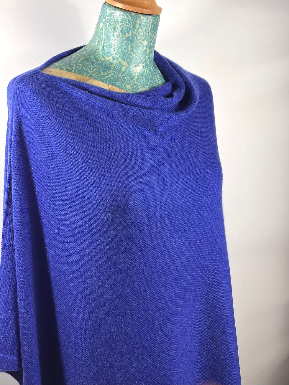 Thumbnail: Poncho Bleu majorelle