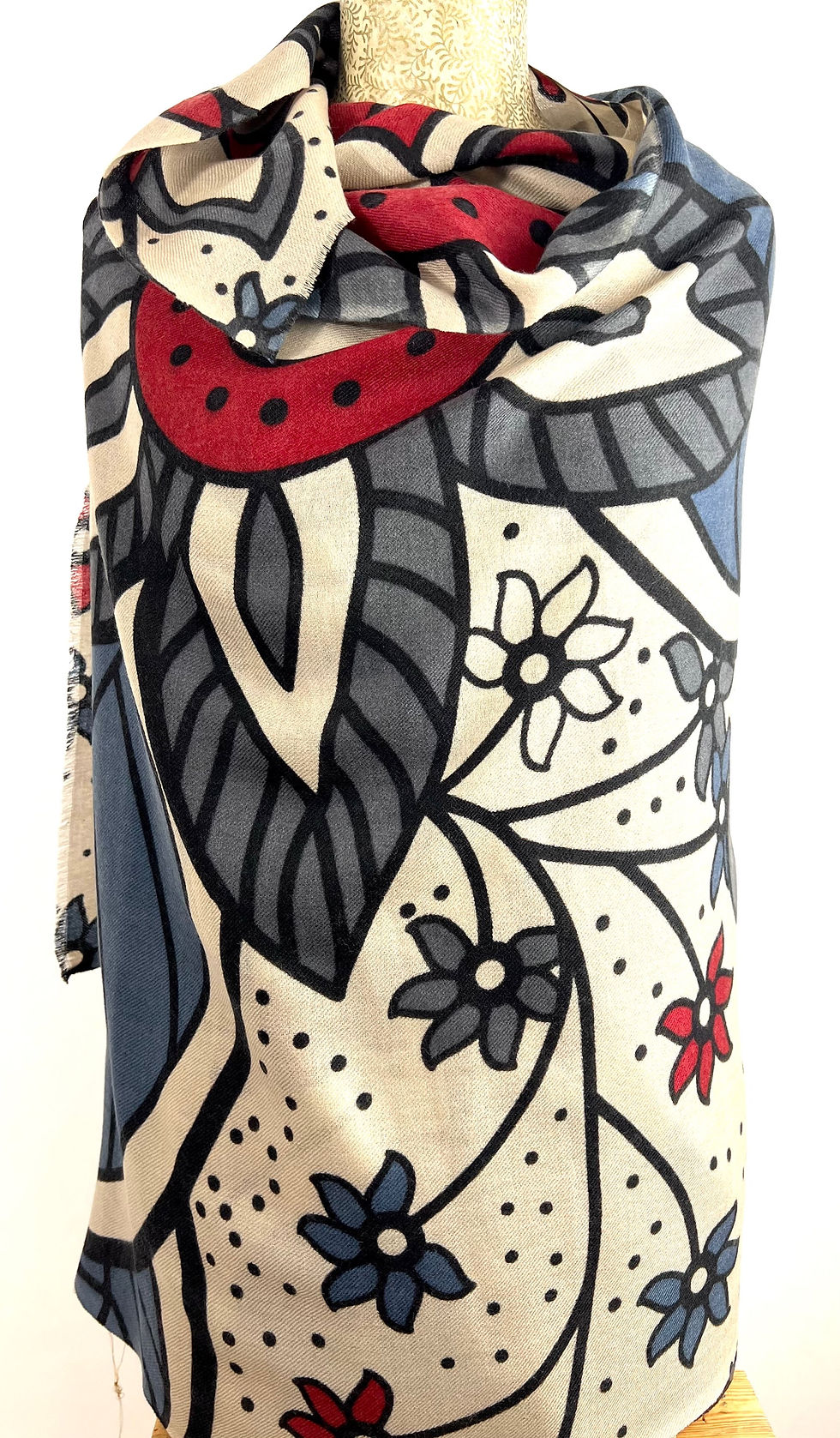 Thumbnail: GRANDES ET PETITES FLEURS ROUGE ET BLEU 