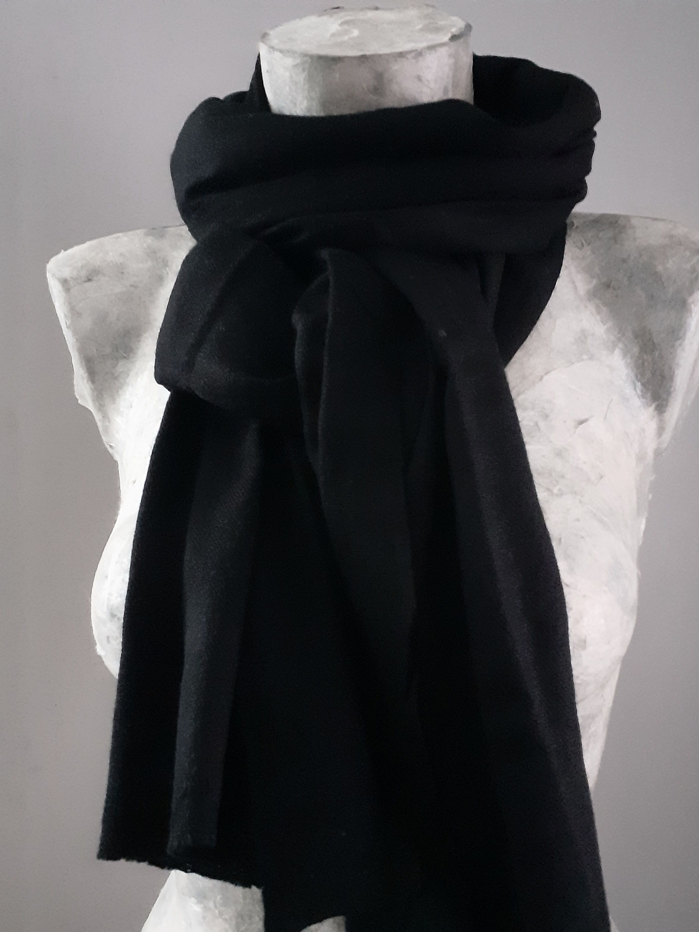 Étole noire uni