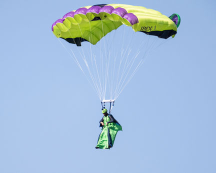 Wingsuit 1-9837