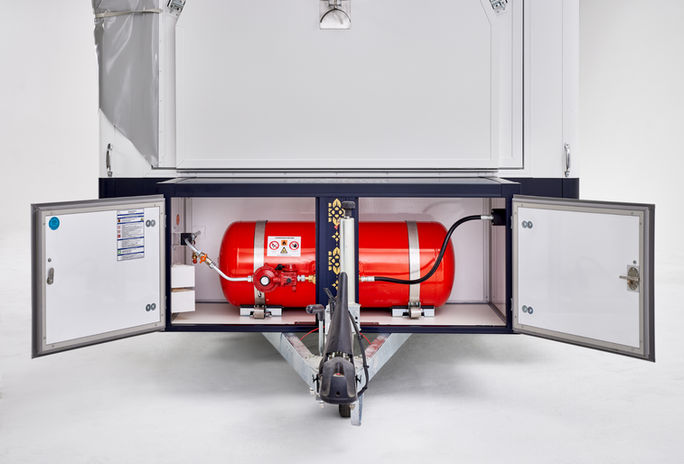 Foodtrailer „Mix & Match“ für thailändische Spezialitäten – Verkaufsanhänger mit 4 meter Länge, 2,40 m Breite, Profi-Wok-Ausstattung, Edelstahl-Innenausbau und hochwertigem Design – ideal für mobile asiatische Küche und Streetfood-Events.