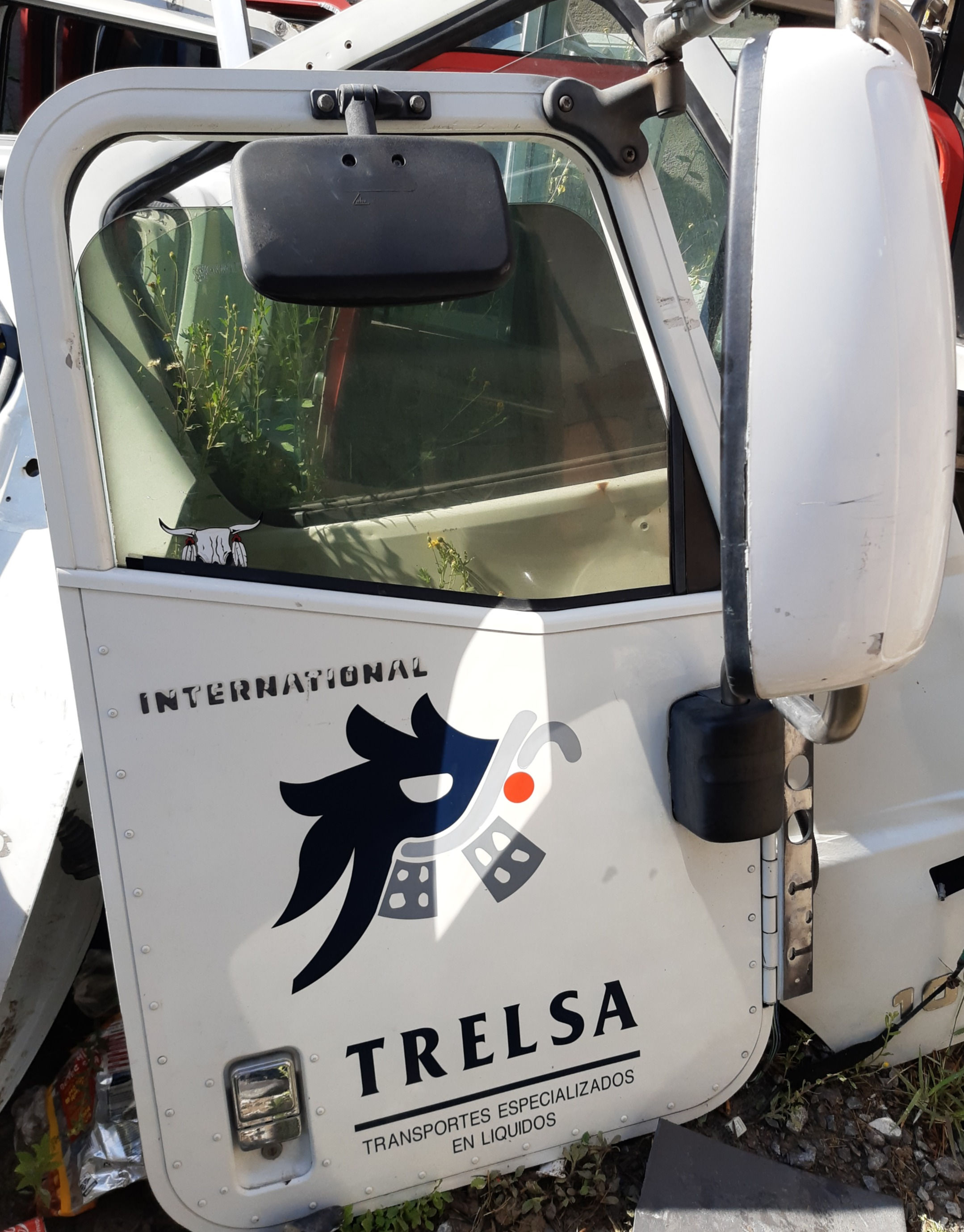 PUERTA INTERNATIONAL DERECHA 9400