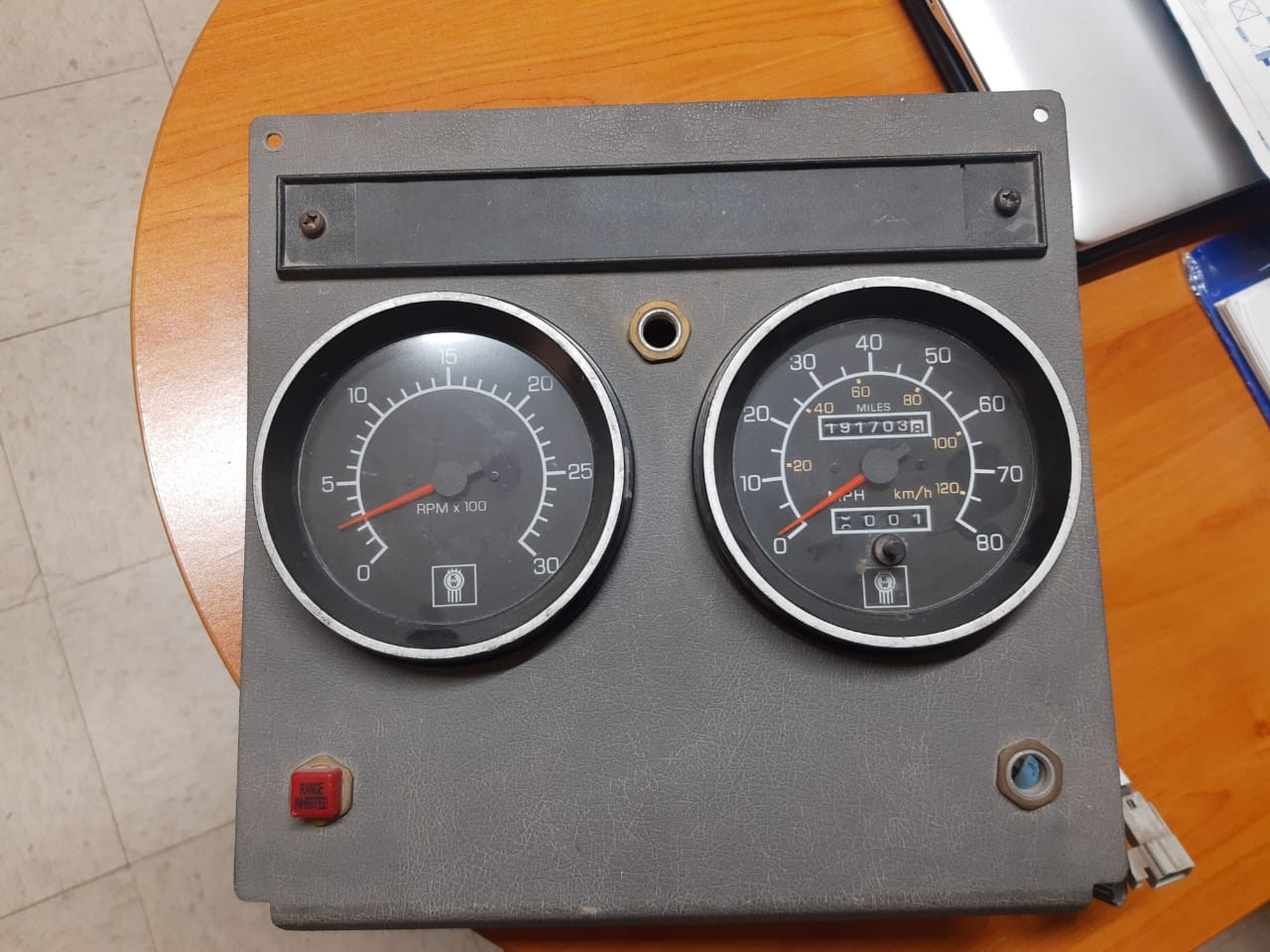 TABLERO DE INSTRUMENTOS KENWORTH T300