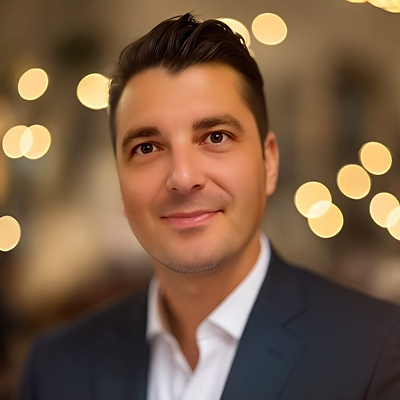 Julien 2024 - Pro photo - Copie.png