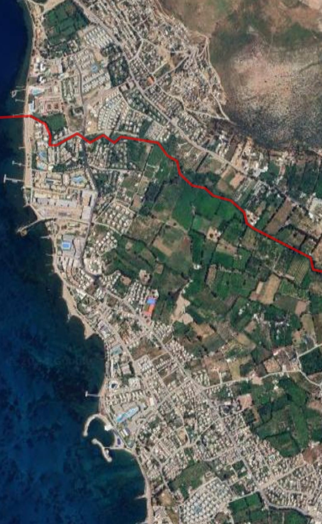 Kadıkalesi'nde Ana Yola Cepheli Yatırımlık Arsa