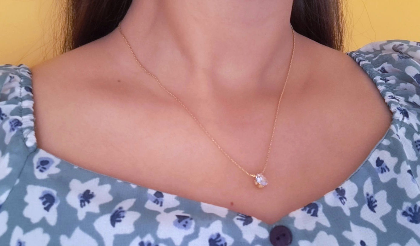 Dainty Teardrop Necklace
