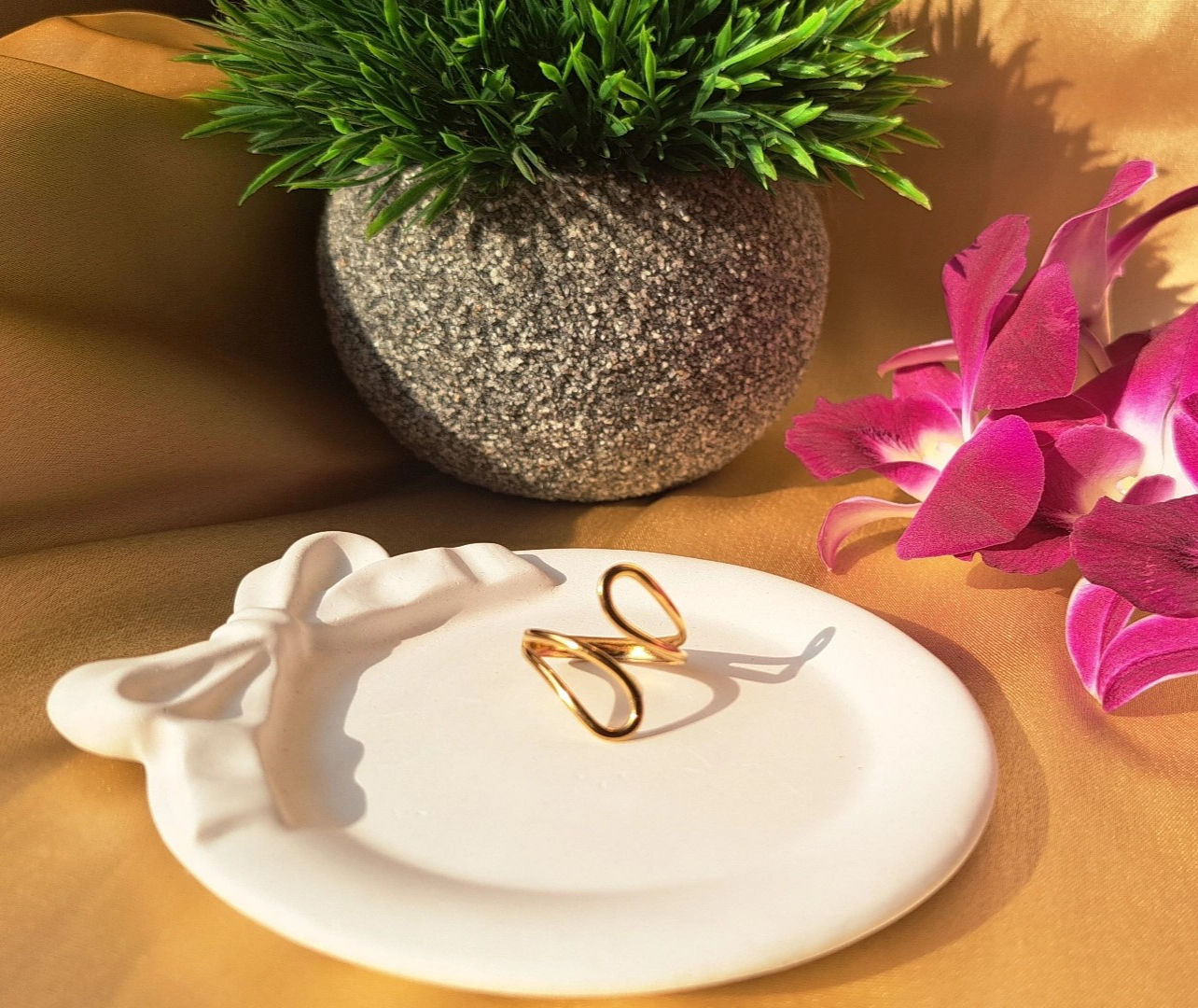 Minimalist Gold Plated Abstract Ring