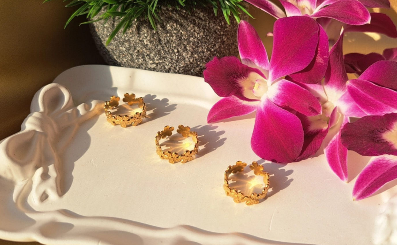 Dainty Floral Wrap Ring