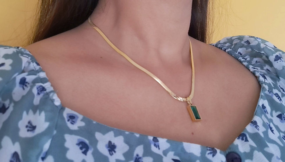 Thumbnail: Green Pendant with Snake Chain