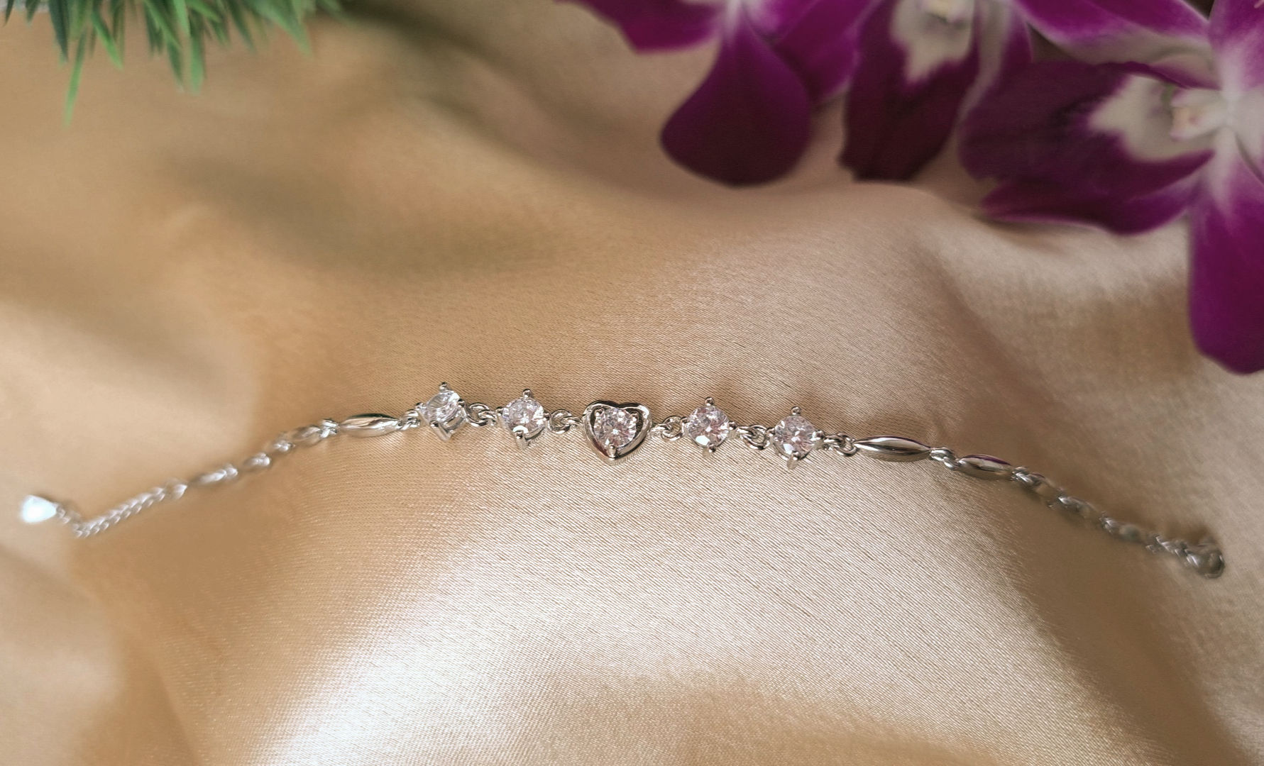 Silver Heart Zirconia bracelet