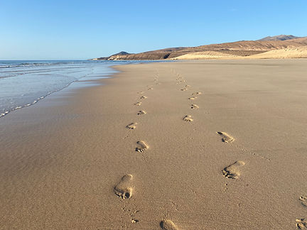 Deine Fußspuren am Strand